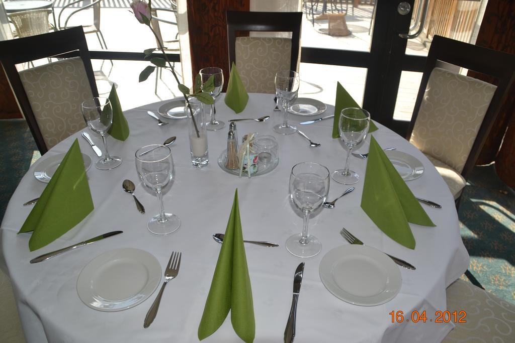 Hotell Fjordhotell 3*